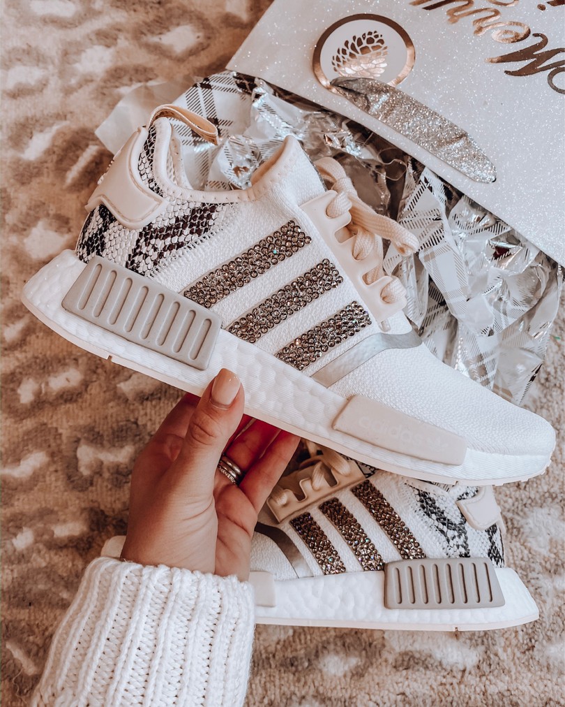 Fashion Sneaker Whitney Rife Fashion Blogger Winter Looks