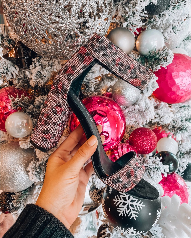 Whitney Rife Fashion Blogger Winter Looks