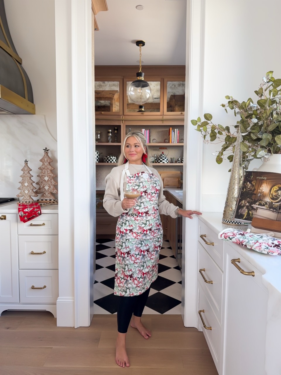 Southern Charm, Soft Colors & A Little Holiday Sparkle